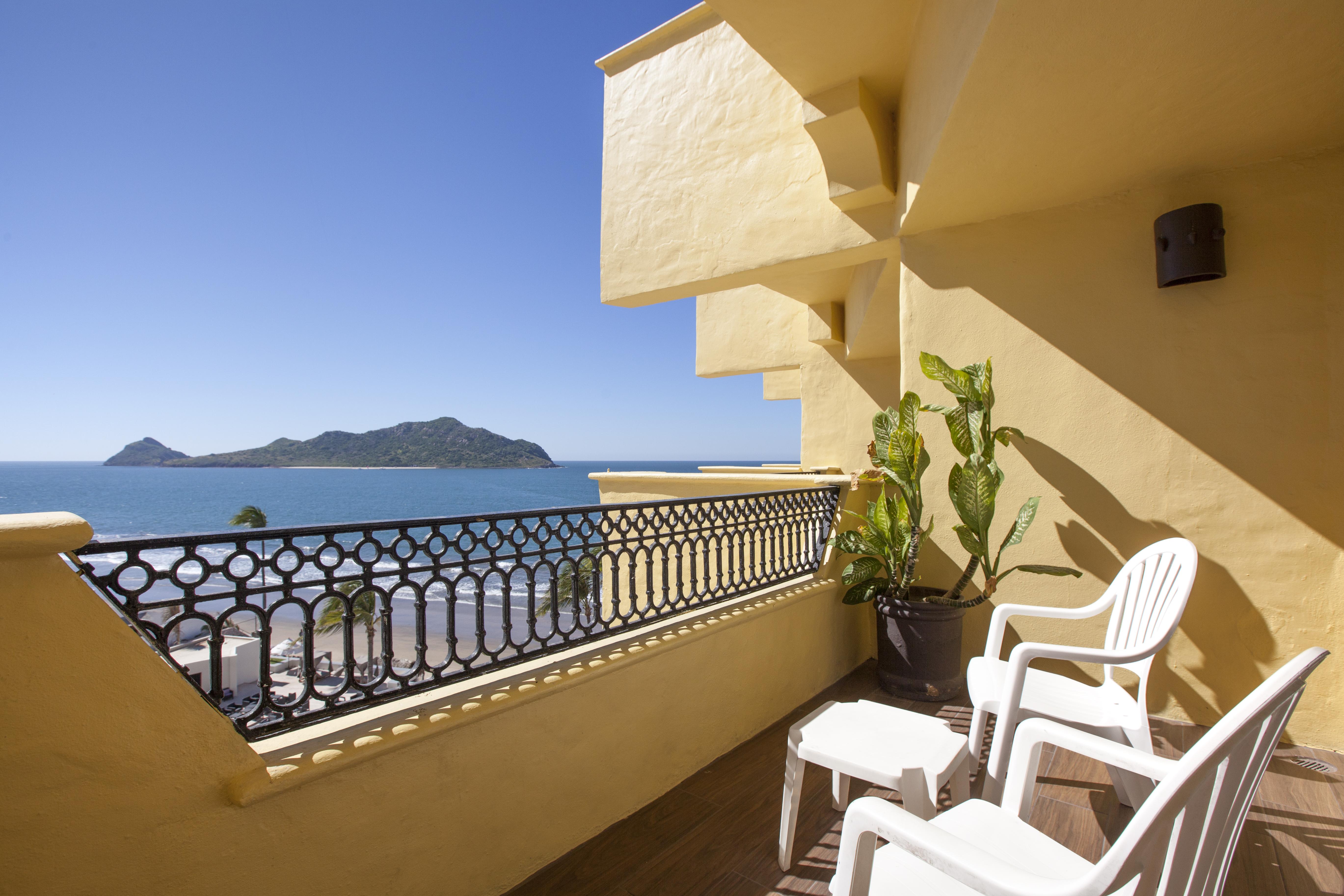 Royal Villas Resort Mazatlán Eksteriør bilde Balcony