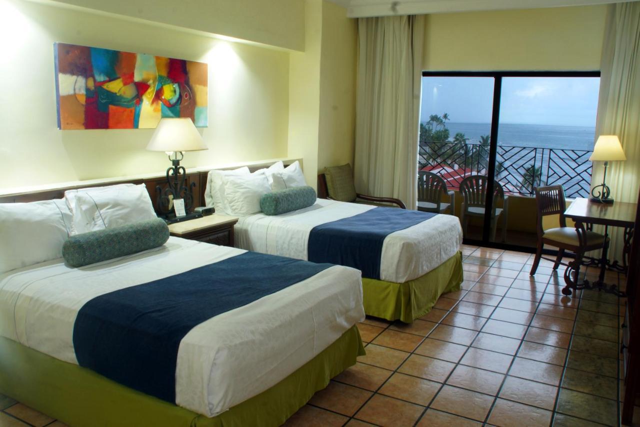 Royal Villas Resort Mazatlán Eksteriør bilde A room at the hotel